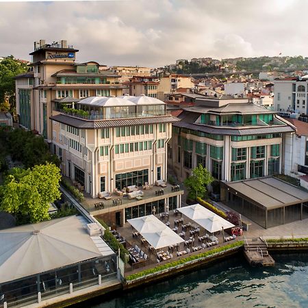 Radisson Blu Bosphorus Hotel Istambul Exterior foto The Four Seasons Hotel Istanbul