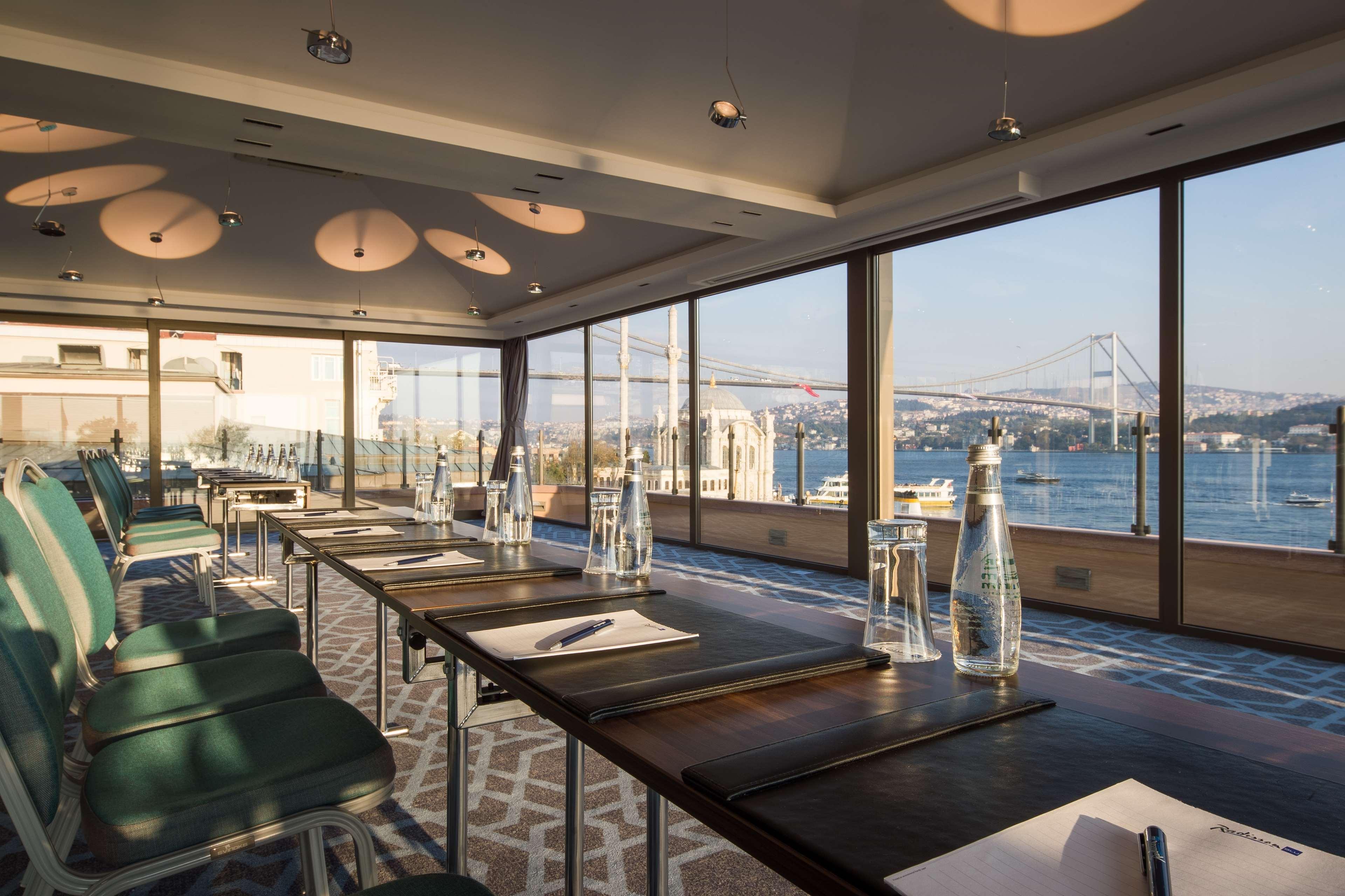 Radisson Blu Bosphorus Hotel Istambul Exterior foto The Westin San Diego